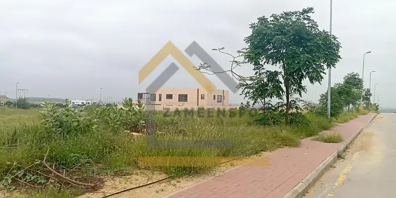 1000 Sq Yds Plot for Sale – Precinct 7, Bahria Town Karachi