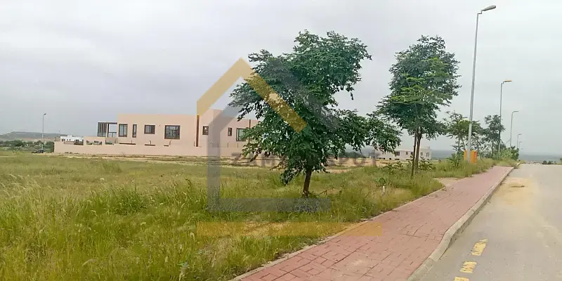 1000 Sq Yds Plot for Sale – Precinct 7, Bahria Town Karachi