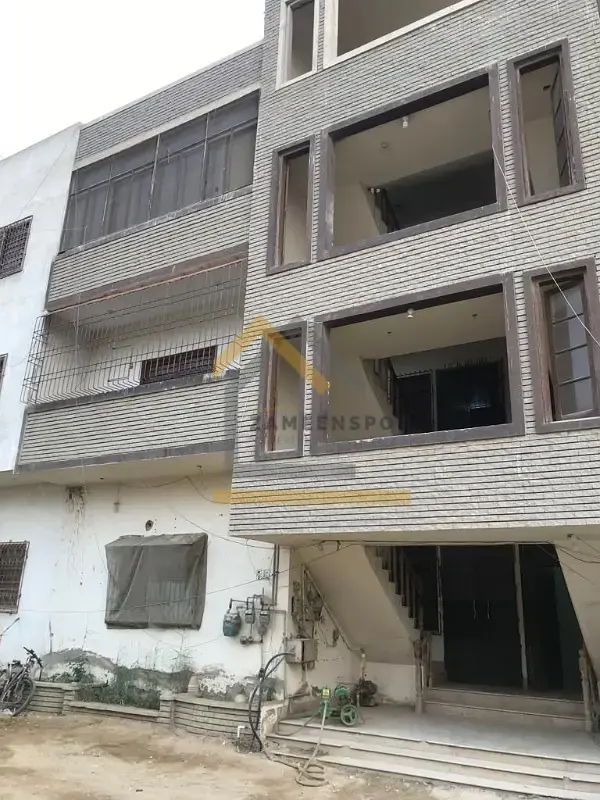 170 Sq Yds Ground Floor 3 Bed DD Portion for Sale – Gulshan‑e‑Iqbal Block 11, Karachi