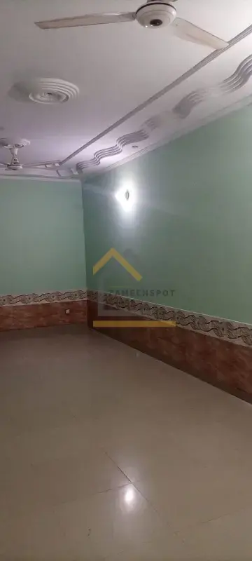 170 Sq Yds Ground Floor 3 Bed DD Portion for Sale – Gulshan‑e‑Iqbal Block 11, Karachi