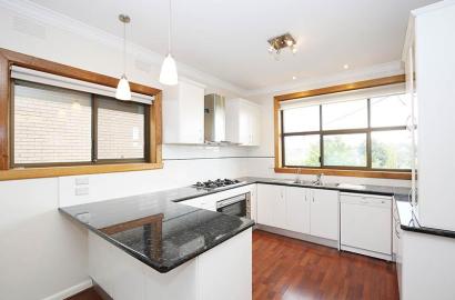 Residential vs Commercial Investment – What Better in 2026?